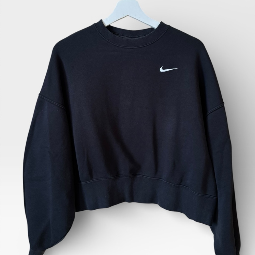 Nike Women's Black Cropped Crew Sweatshirt with White Swoosh